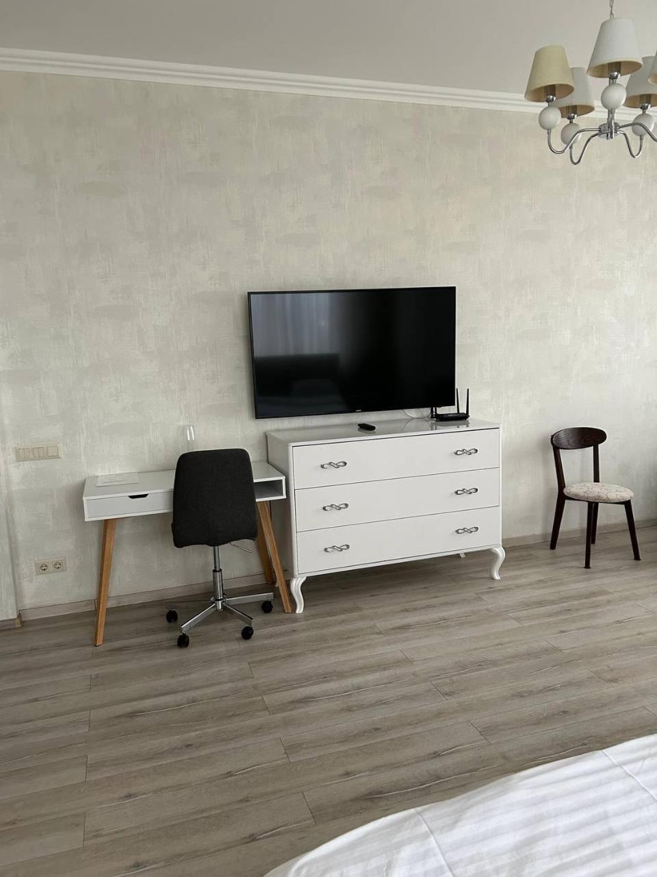 Apart Assistant On Smart Plaza Kiev Luaran gambar